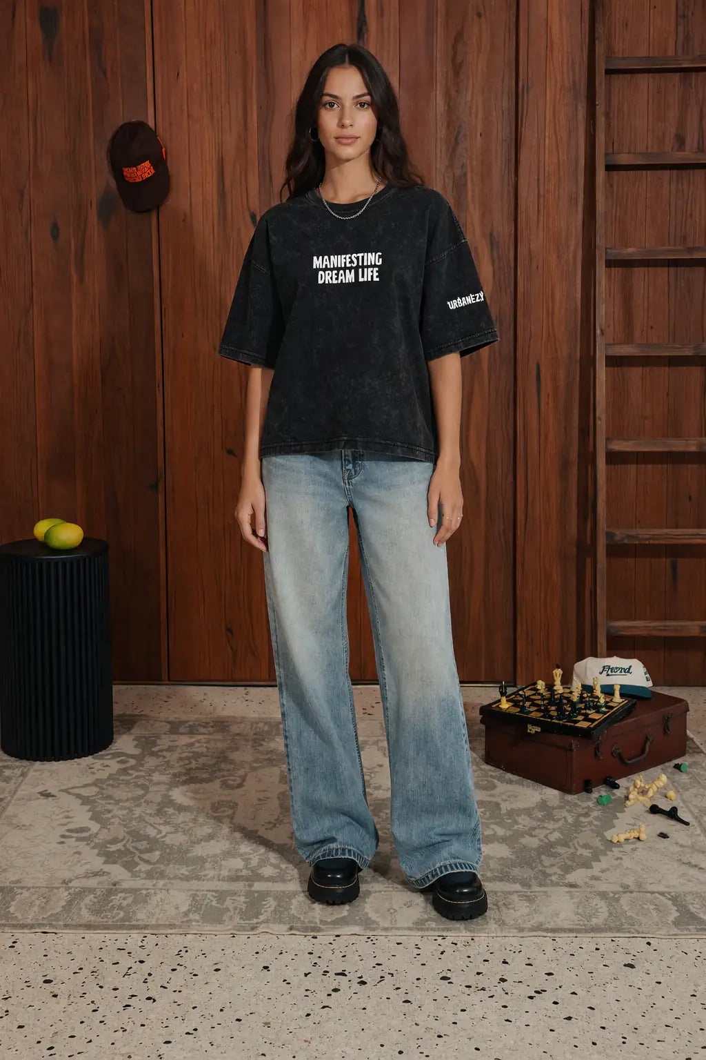 Black Manifesting Dream Oversize t-shir for Women