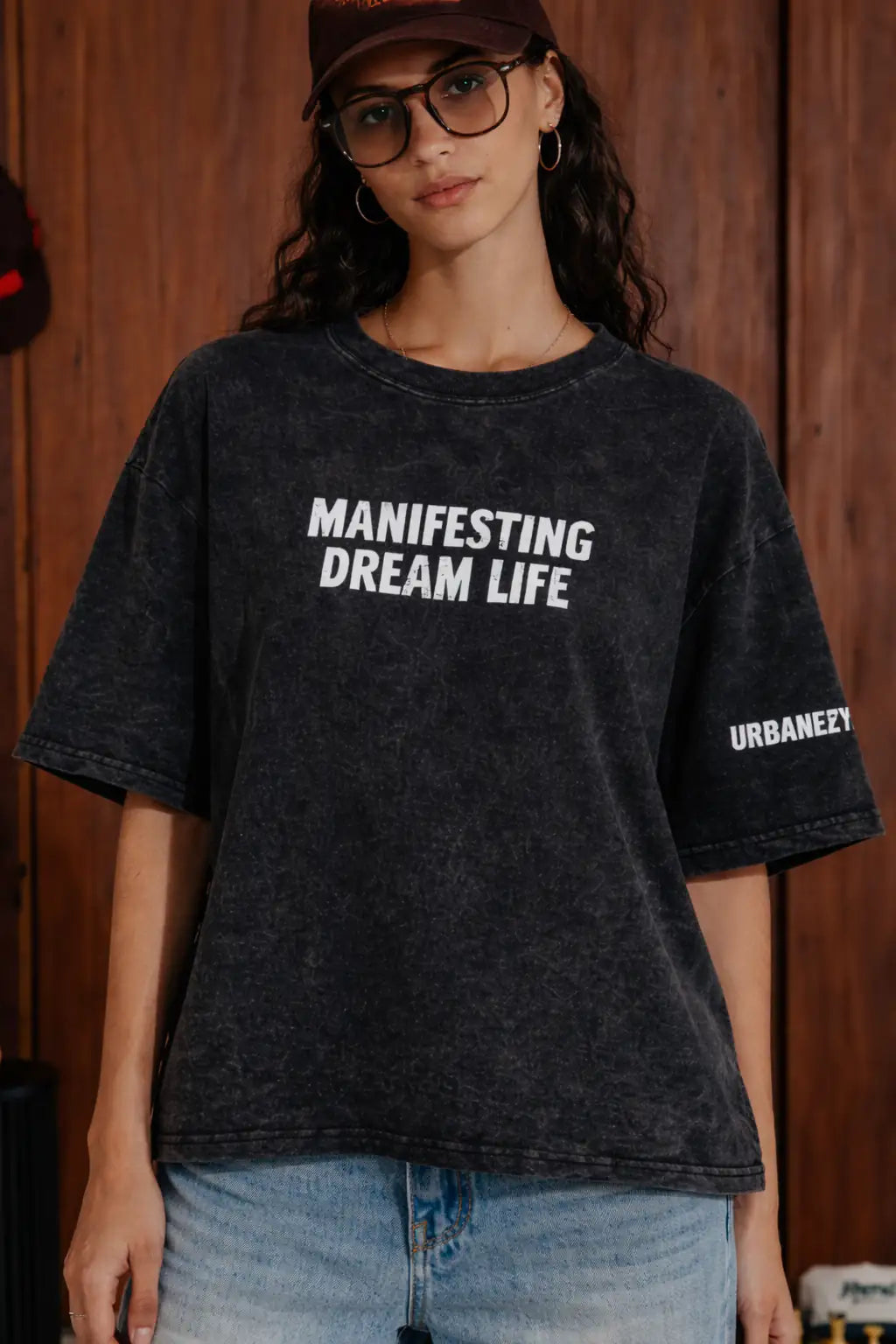 Black Manifesting Dream Oversize t-shir for Women